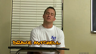 Drake: Short Guy, Noisy Mouth